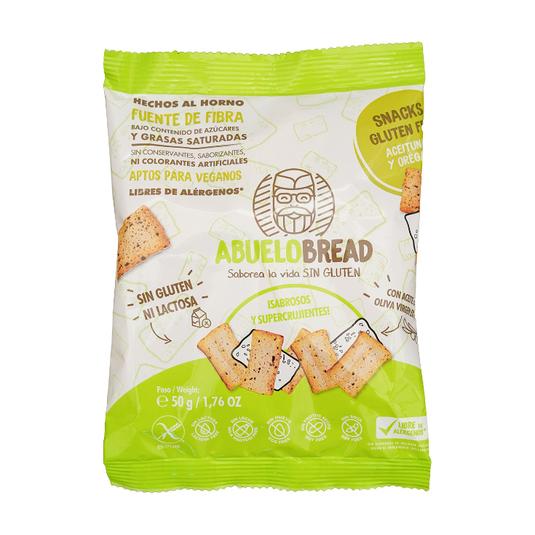 Snacks de pan con aceitunas, orégano, aceite de oliva virgen Snacks de pan con aceitunas, orégano, aceite de oliva virgen